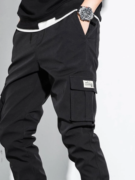 Manfinity Hypemode Men Letter Patched Flap Pocket Cargo Pants