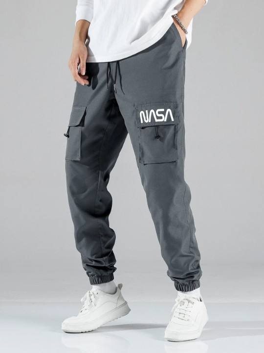 Manfinity Hypemode Men Letter Graphic Drawstring Cargo Pants