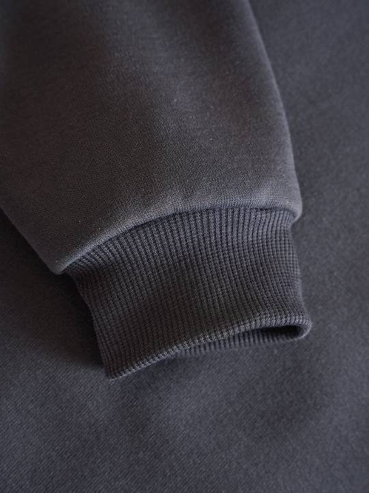 Men Solid Drawstring Kangaroo Pocket Drop Shoulder Hoodie