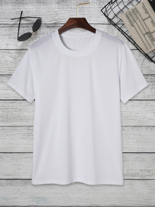 Men Solid Round Neck Tee