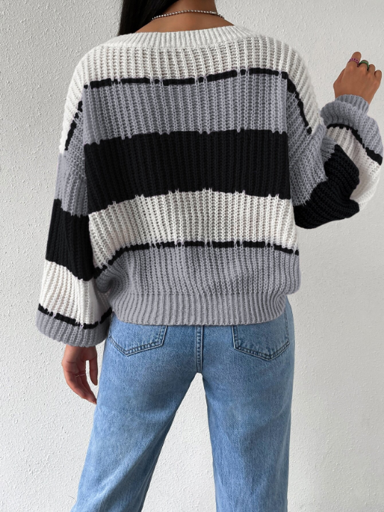 Essnce Colorblock Rib-knit Bishop Sleeve Sweater