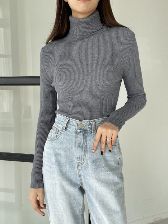 DAZY Ribbed Knit Turtleneck Sweater