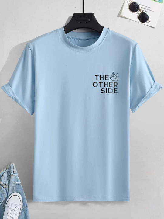 Manfinity Hypemode Men Figure & Slogan Graphic Tee