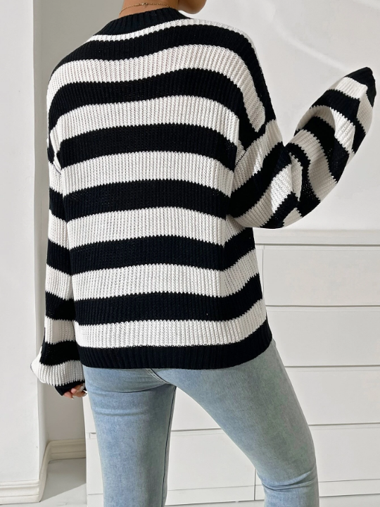 Striped Pattern Drop Shoulder Sweater