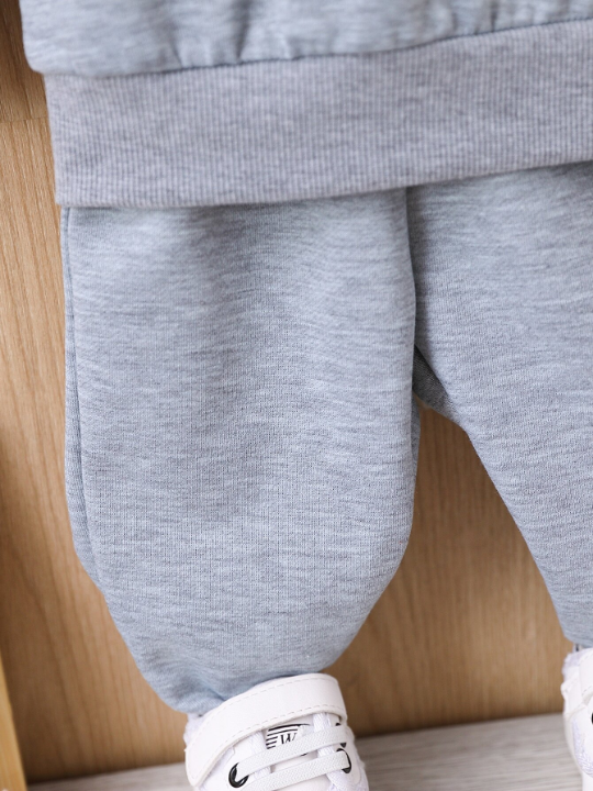 Baby Boy Letter Graphic Pullover & Sweatpants