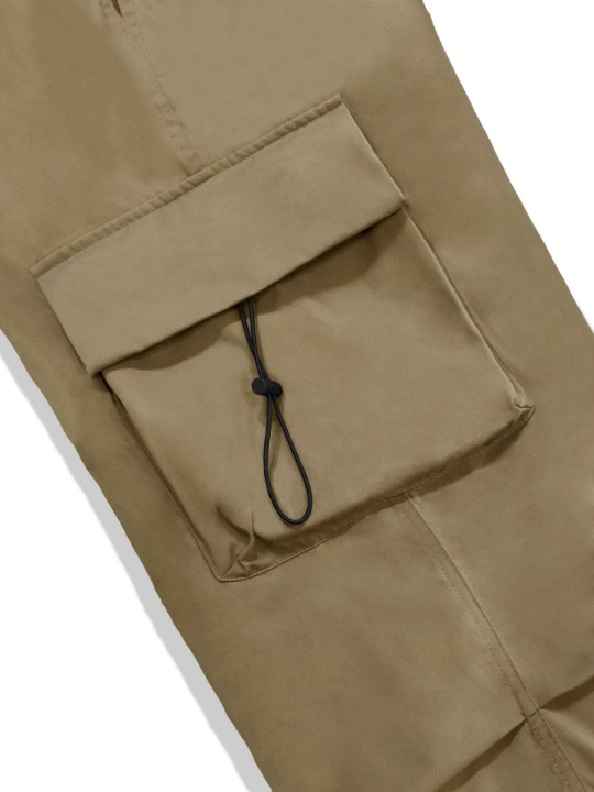 Manfinity EMRG Men Solid Flap Pocket Drawstring Waist Loose Cargo Pants