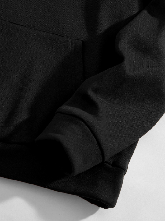 Manfinity Hypemode Men Slogan Graphic Drawstring Hoodie