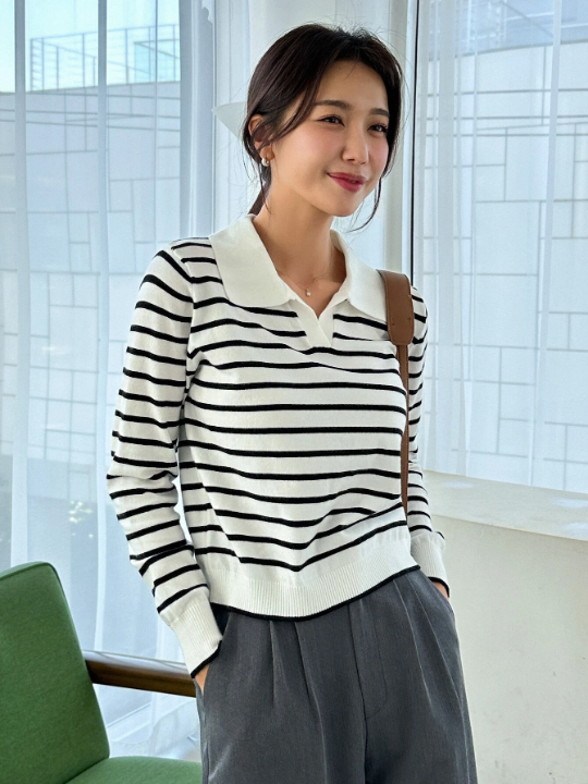 DAZY Striped Pattern Collared Sweater