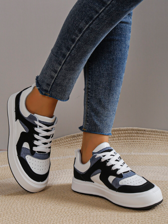 Women Colorblock Lace-up Front Skate Shoes, Sporty Outdoor Sneakers