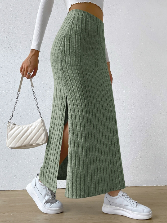 EZwear Women's Spring Fashionable Green Side Slit Thigh Ribbed Knit Bodycon High Waisted Casual Long Skirts