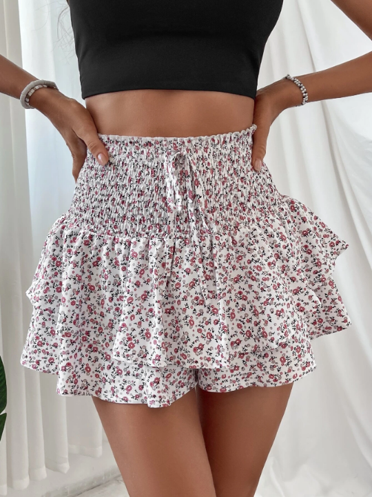 Essnce Ditsy Floral Print Paperbag Waist Tie Front Ruffle Hem Shorts