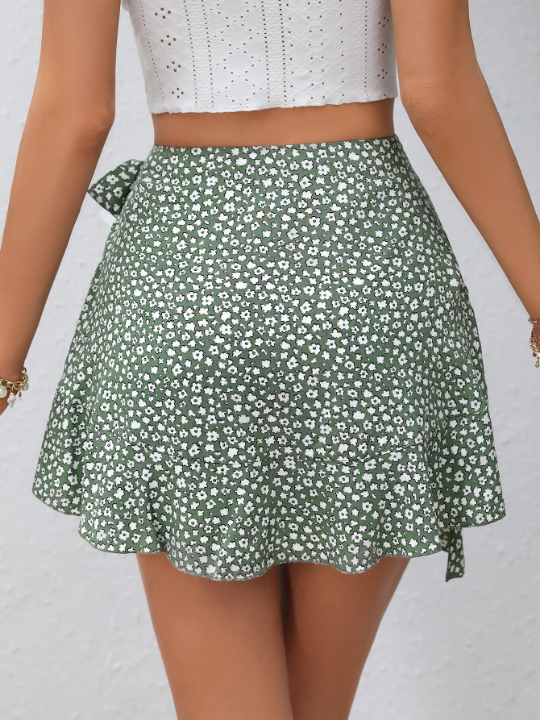 WYWH Ditsy Floral Knot Side Ruffle Trim Skort