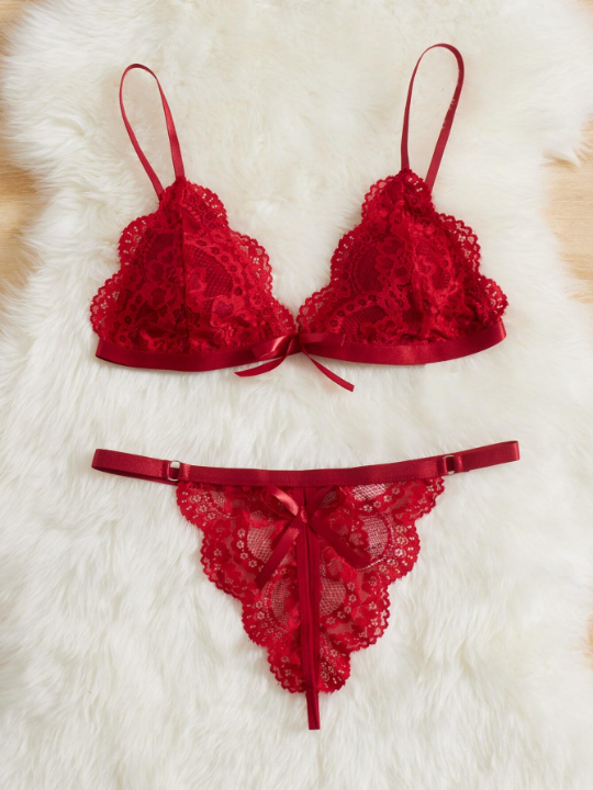 Classic Sexy Lace Scallop Trim Lingerie Set