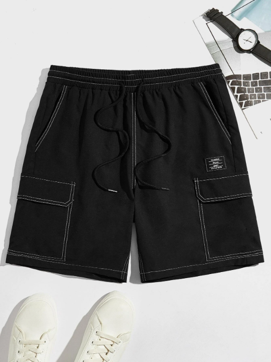 Manfinity Hypemode Men Letter Patched Detail Flap Pocket Drawstring Waist Shorts