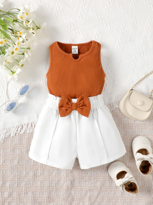 Baby Girl Notched Neckline Tank Top & Bow Front Shorts