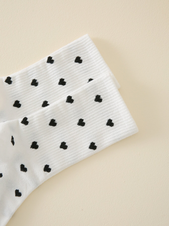 Heart Pattern Crew Socks