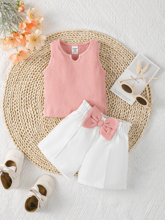 Baby Girl Notched Neckline Tank Top & Bow Front Shorts