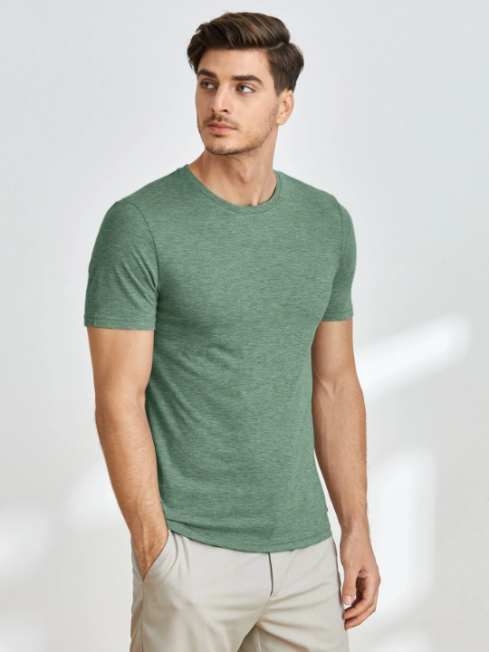 Manfinity Homme Men Solid Round Neck Tee