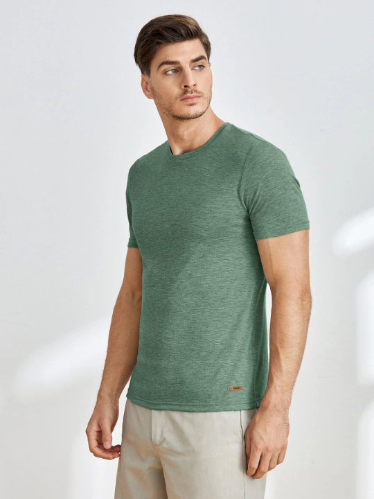 Manfinity Homme Men Solid Round Neck Tee