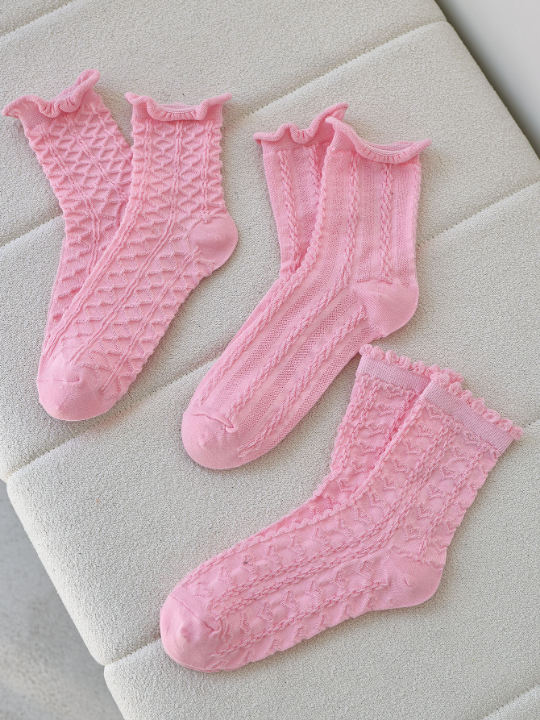 3pairs Women Heart Embroidered Fashionable Crew Socks For Daily Life