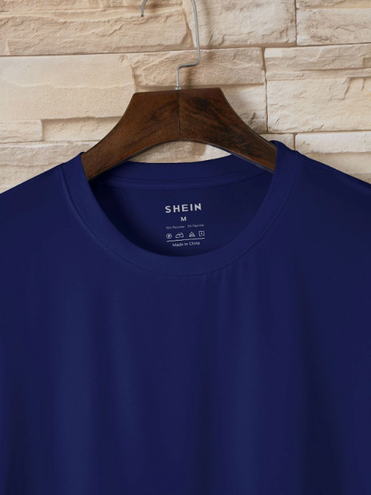 Men Solid Round Neck Tee