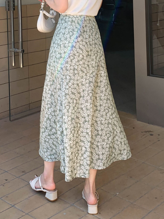 DAZY Allover Floral Print Split Thigh Skirt
