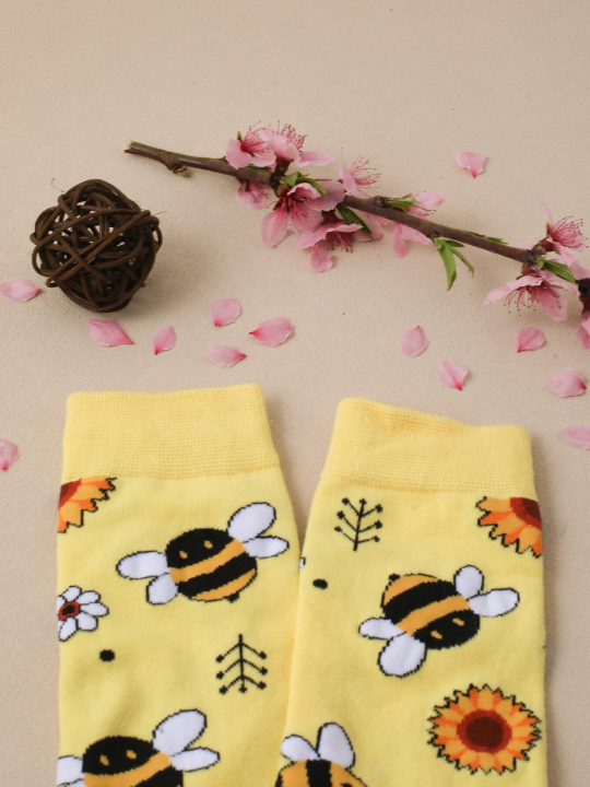 1pair Women Cartoon Sunflower & Bee Pattern Cute Crew Socks For Daily Life