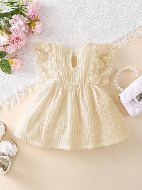 Baby Contrast Lace Bow Front Ruffle Trim Button Detail Dress