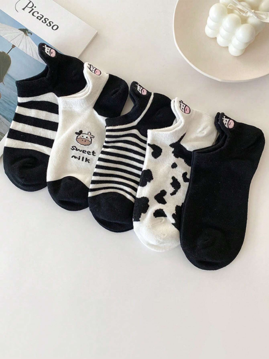5pairs Women Letter Graphic Cow Print Fashionable Ankle Socks For Daily Life