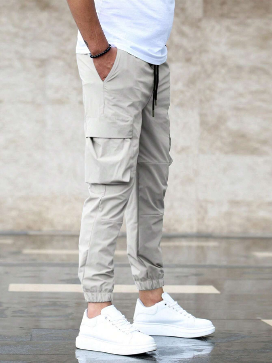 Manfinity Homme Men Flap Pocket Side Drawstring Waist Cargo Loose Pants