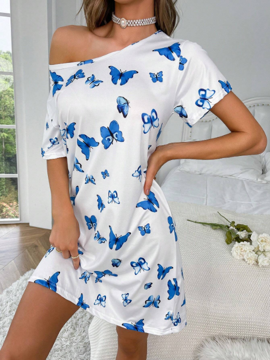 Butterfly Print Scoop Neck Nightdress