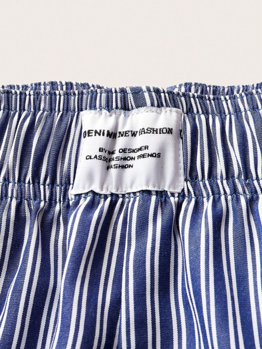 EZwear Summer Striped Print Patch Detail Baggy Shorts