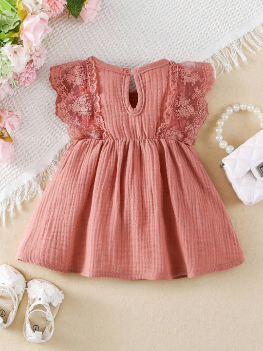 Baby Contrast Lace Ruffle Trim Bow Front Dress