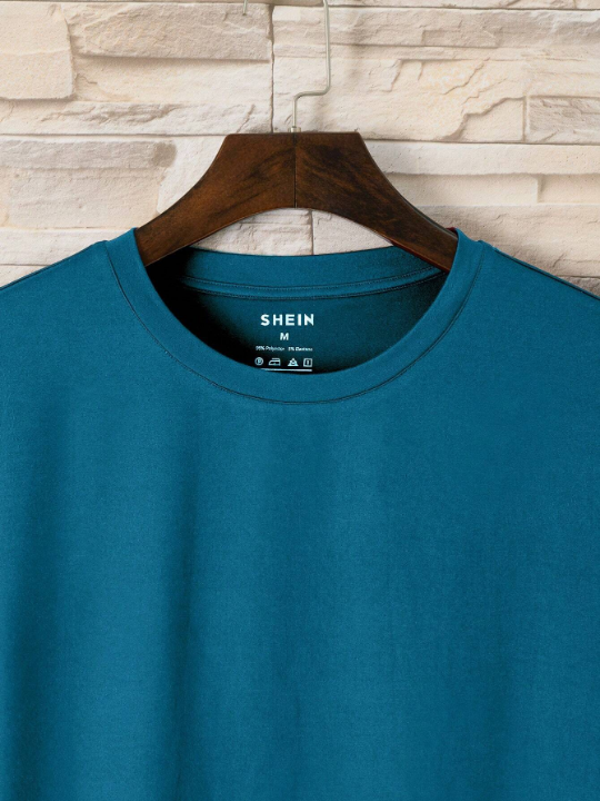 Men Solid Round Neck Tee