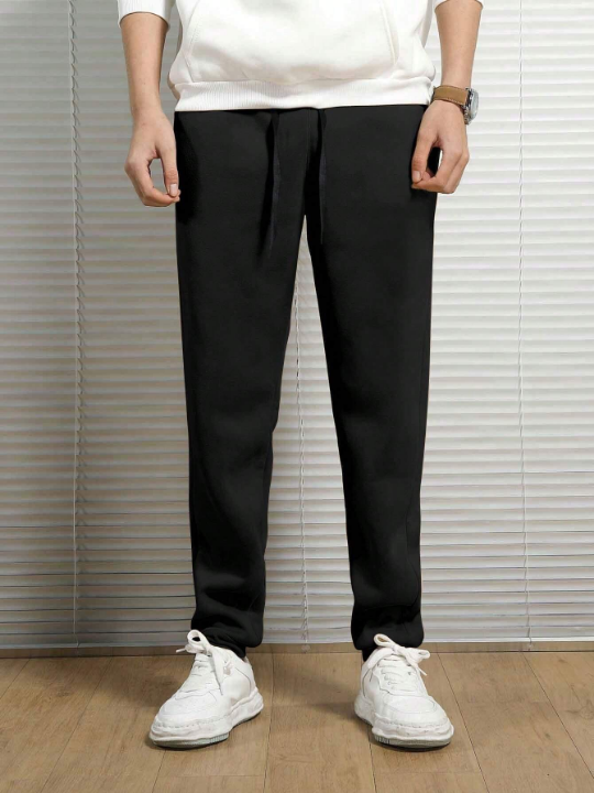 Manfinity Basics Men Solid Drawstring Waist Sweatpants