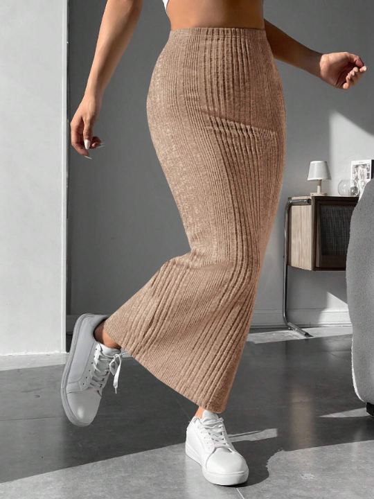 PETITE Solid Ribbed Knit Pencil Skirt