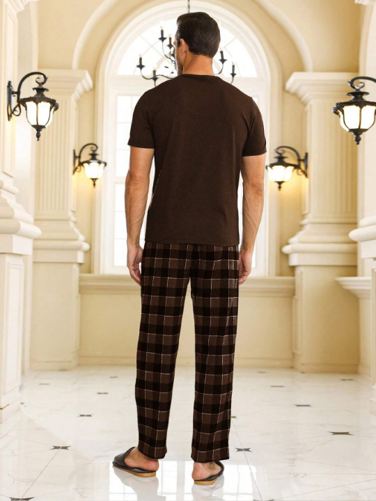 Men Solid Tee & Plaid Print Pants PJ Set