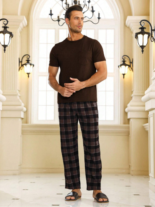 Men Solid Tee & Plaid Print Pants PJ Set