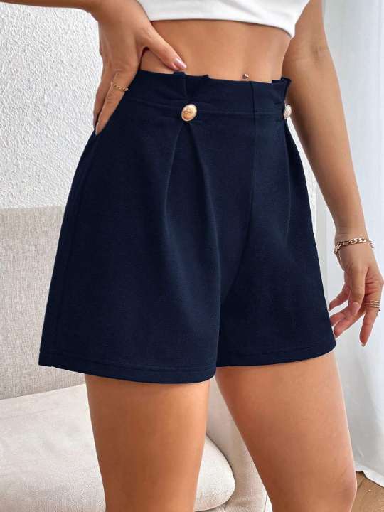 Priv Solid Button Detail Shorts