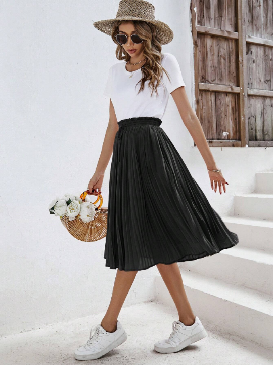 Frenchy Solid Pleated Hem Skirt