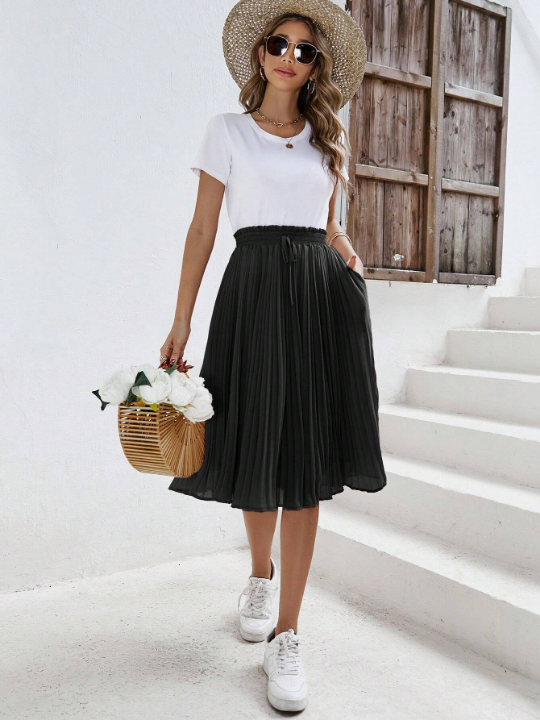 Frenchy Solid Pleated Hem Skirt