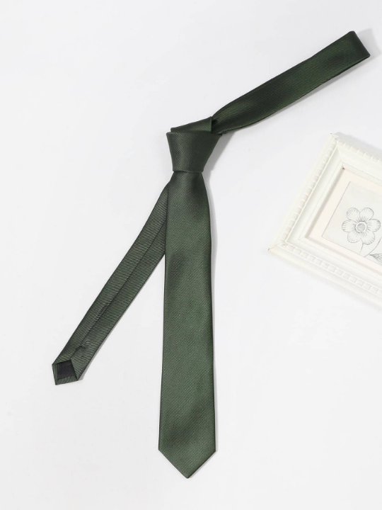 1pc Men's Fashionable Solid Olive Green Thin Diagonal Stripe Versatile Necktie