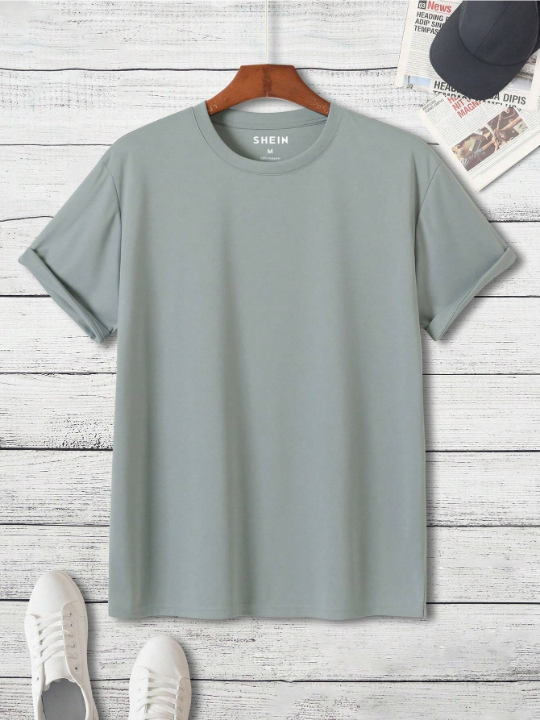 Men Solid Round Neck Tee