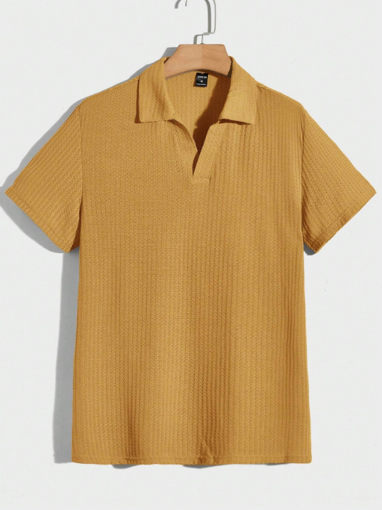 Manfinity Basics Men Solid Waffle Knit Polo Shirt