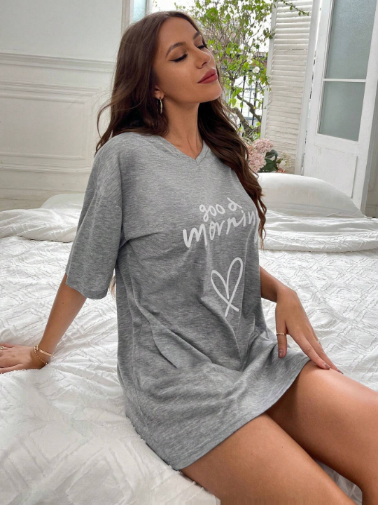 Heart & Slogan Graphic Drop Shoulder Nightdress