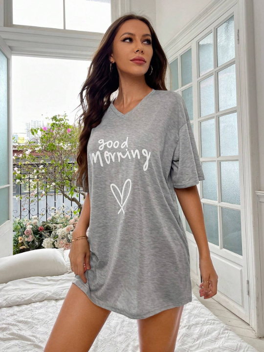 Heart & Slogan Graphic Drop Shoulder Nightdress