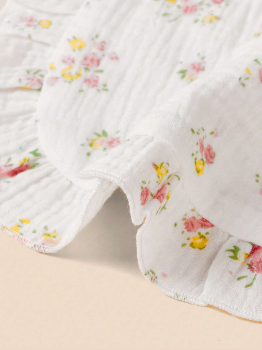 2pcs Baby Flower Pattern Ruffle Trim Bib For Daily Use