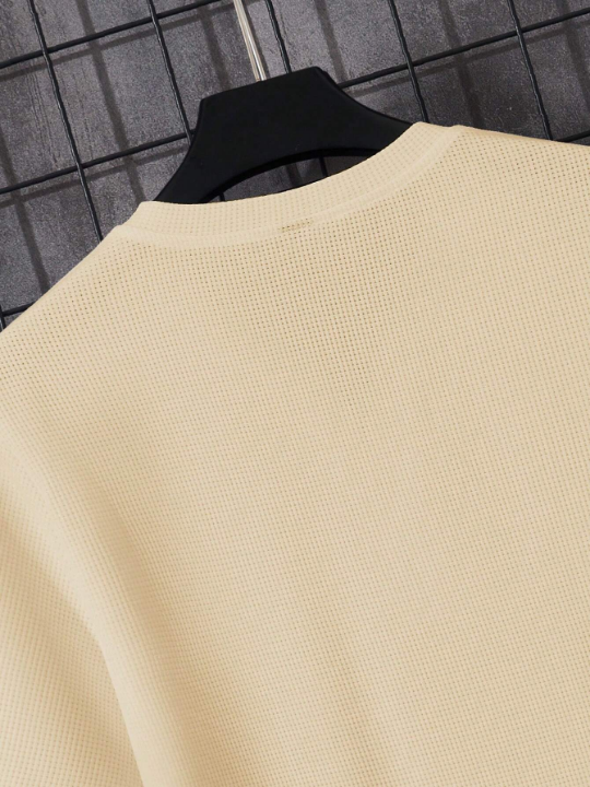 Manfinity Homme Men Solid Half Button Front Waffle Knit Tee