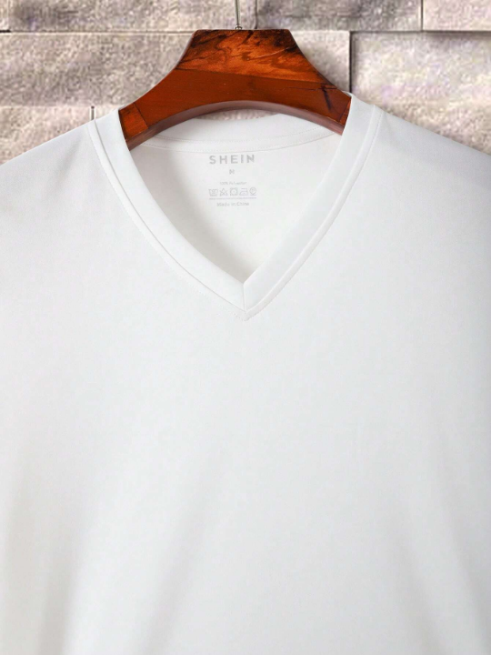 Men Solid V Neck Tee