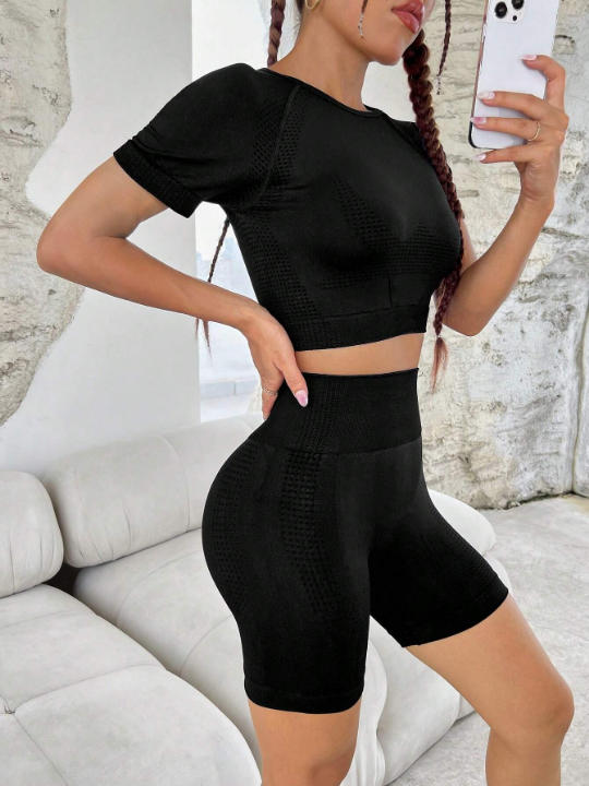 Yoga Basic Cut Out Back Raglan Sleeve Sports Set